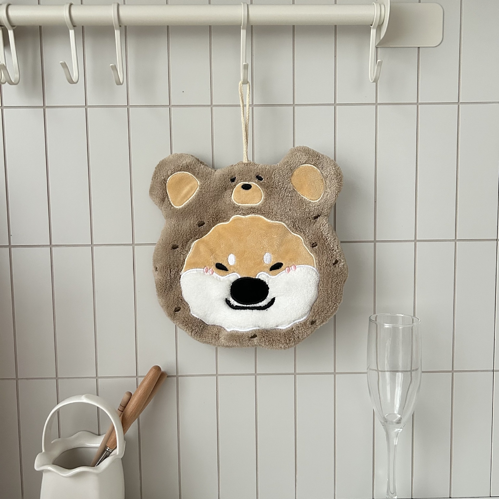 Lillian Puppy Cartoon Cute Hand Hanging Super Absorbent Thickened Korean Small Towel For Bathroom_voghion.com