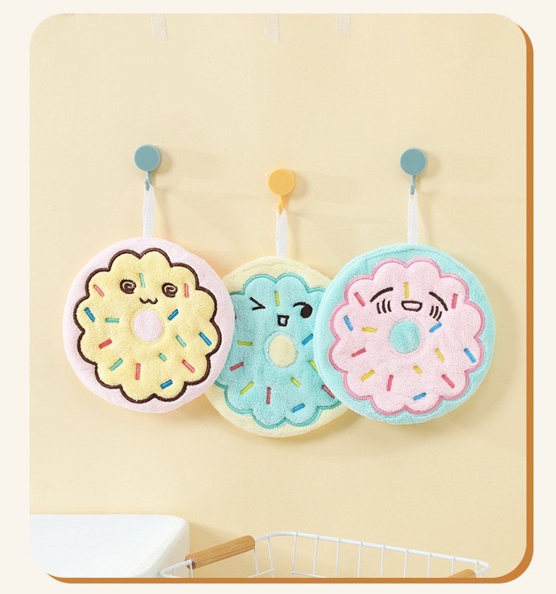 Lillian Hanging Hand Cartoon Baking Kitchen Absorbent Quick-Dry Thickened Children's Coral Fleece Soft Towel For Face_voghion.com