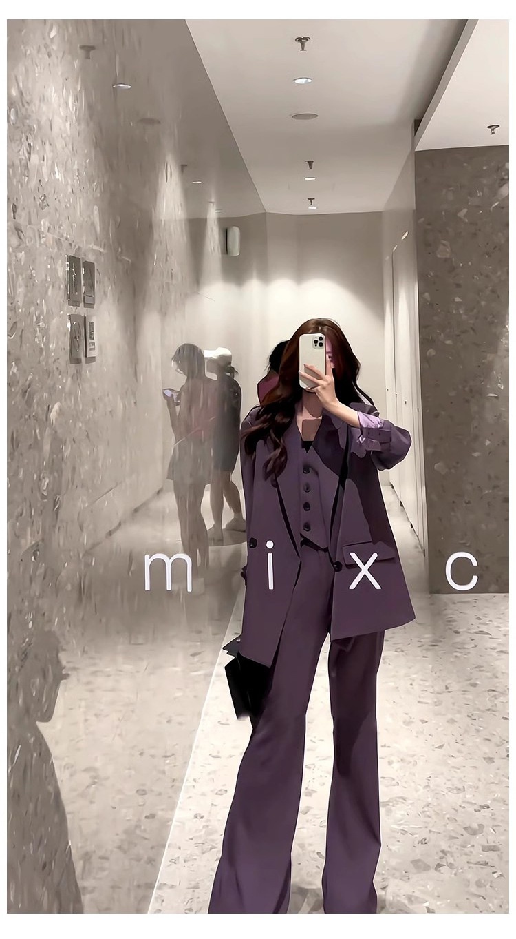 ragazza Ragazza In Stock#2025 Autunno Nuovo Abito Viola Uva Per Donna Giacca Blazer Oversize Pantaloni Svasati Set Tre Pezzi_voghion.com