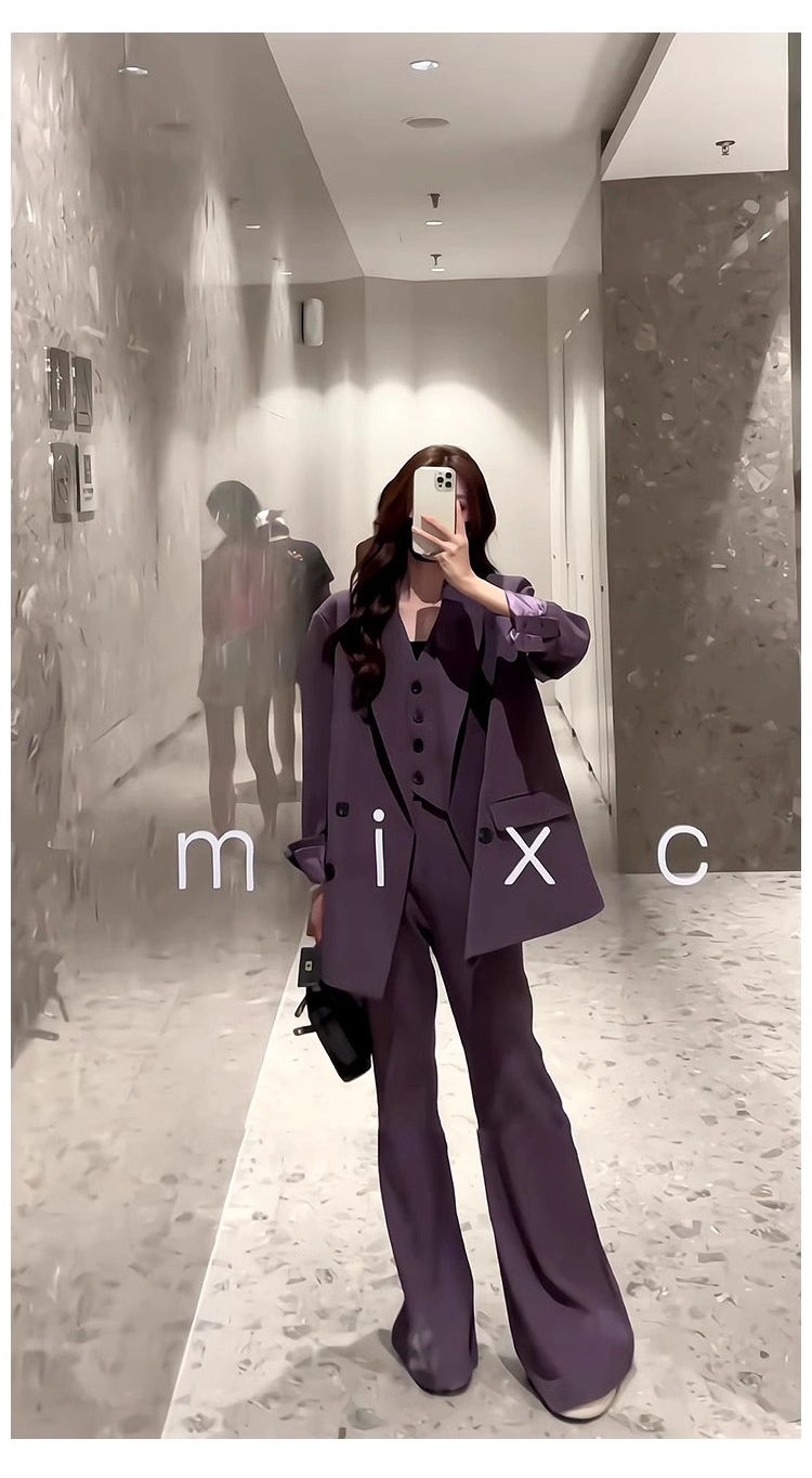 ragazza Ragazza In Stock#2025 Autunno Nuovo Abito Viola Uva Per Donna Giacca Blazer Oversize Pantaloni Svasati Set Tre Pezzi_voghion.com