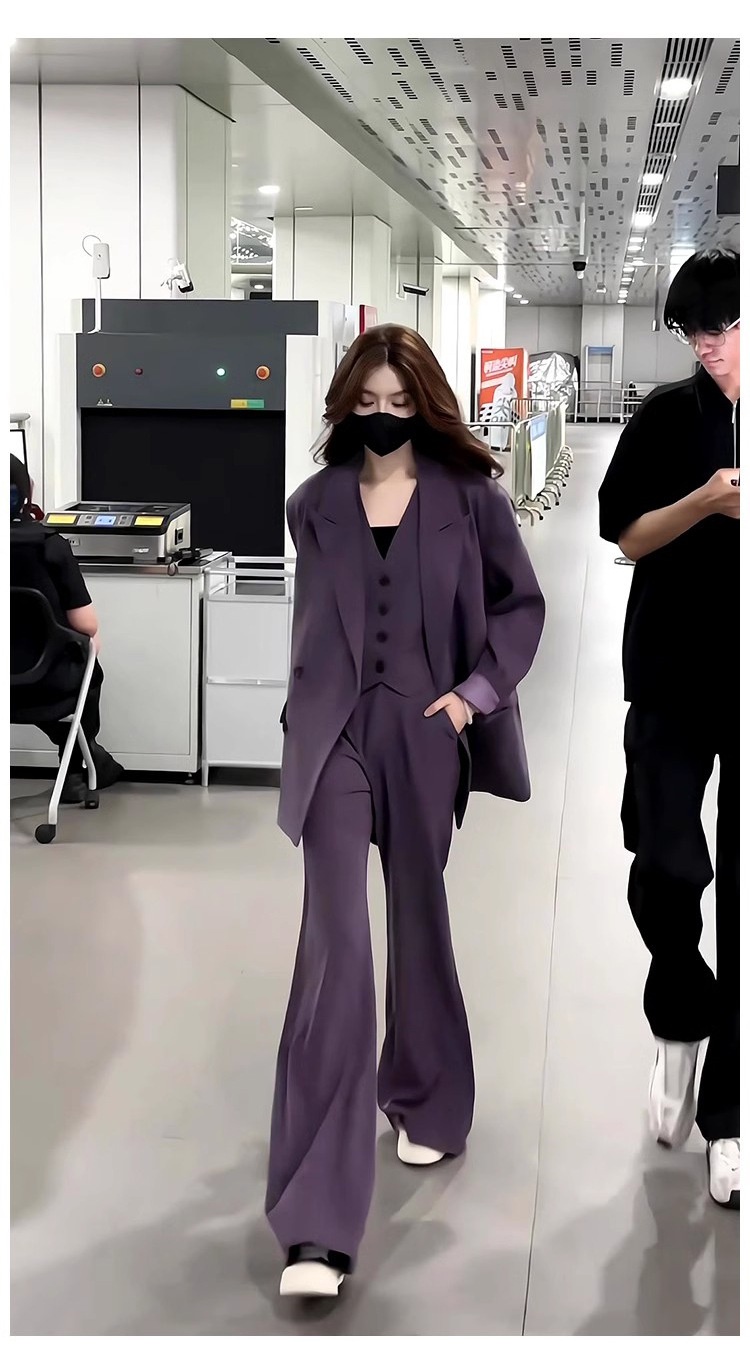 ragazza Ragazza In Stock#2025 Autunno Nuovo Abito Viola Uva Per Donna Giacca Blazer Oversize Pantaloni Svasati Set Tre Pezzi_voghion.com