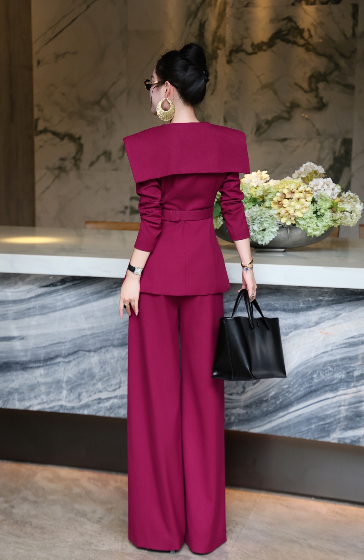 ragazza Ragazza 2025 Elegante abito professionale elegante da donna mondana matura Design Sse Niche Scialle Cravatta Blazer Pantaloni a gamba larga Set due pezzi per_voghion.com