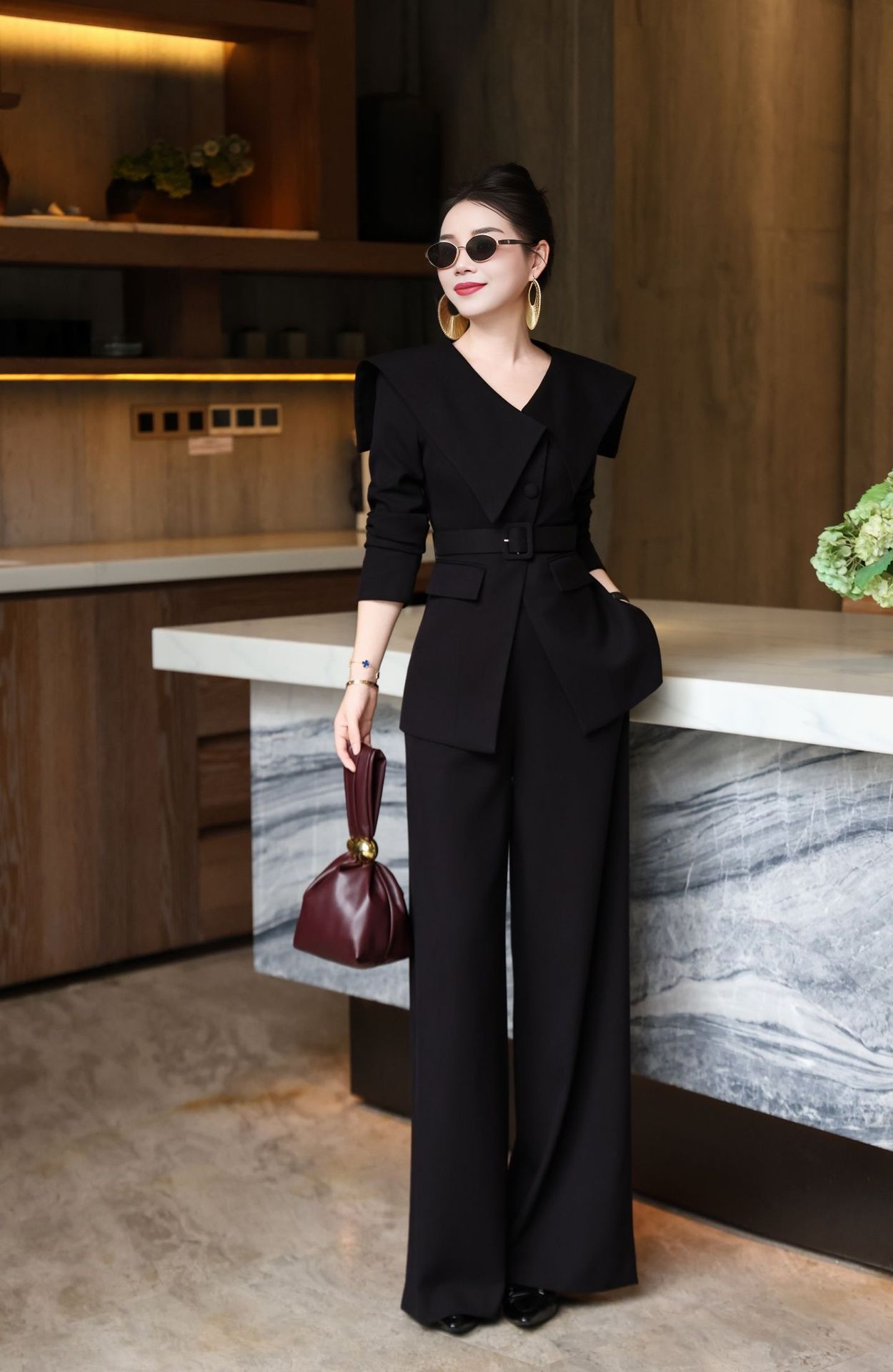 ragazza Ragazza 2025 Elegante abito professionale elegante da donna mondana matura Design Sse Niche Scialle Cravatta Blazer Pantaloni a gamba larga Set due pezzi per_voghion.com