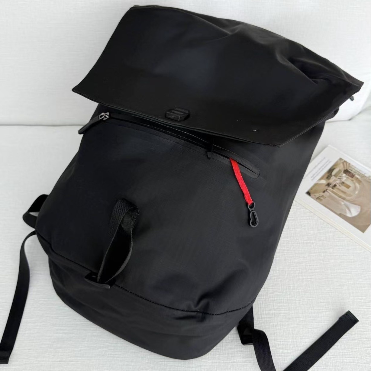 ActiveGo Daily Travel Large Capacity Outdoor Hiking Bag 20L Sports Waterproof Lock Buckle Casual Backpack_voghion.com