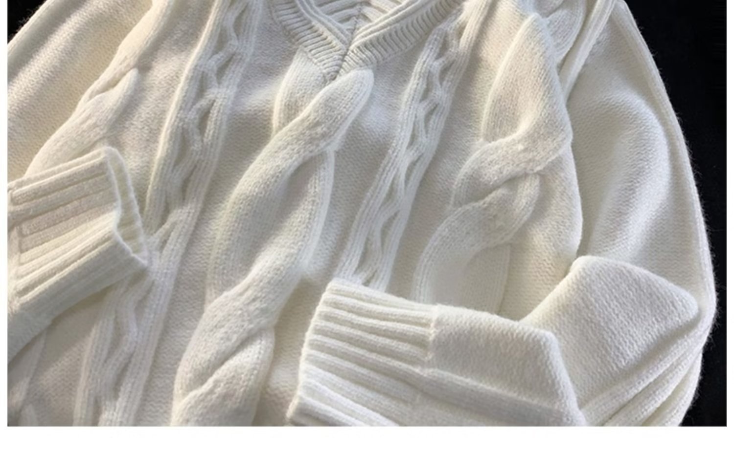 Pull Boy Boy blanc à col en V pour homme, en maille torsadée épaisse et 3D, style rétro tendance et décontracté._voghion.com