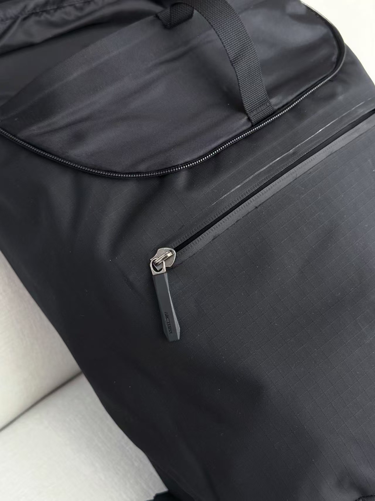 ActiveGo Daily Travel Large Capacity Outdoor Hiking Bag 20L Sports Waterproof Lock Buckle Casual Backpack_voghion.com