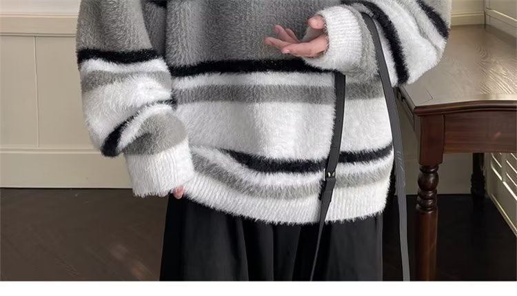 boy Boy Boy Soft Cozy Color-Block Striped Sweater For Men, New Autumn And Winter Round Neck Inner Layer, Warm Loose Base Knit Top_voghion.com