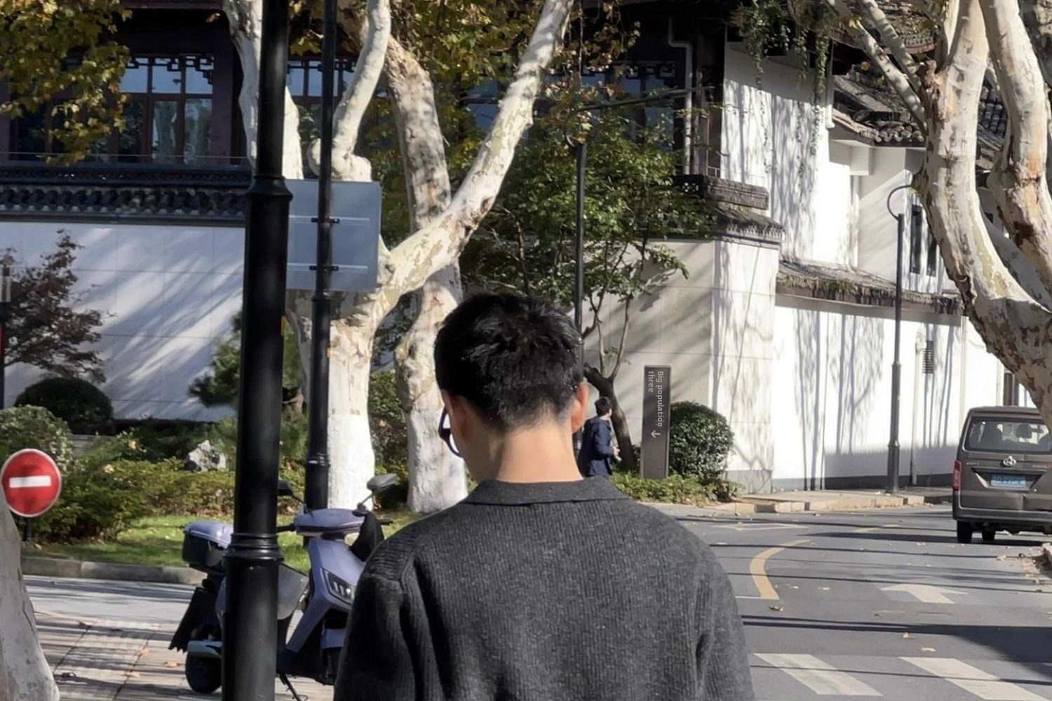 boy Boy Boy Boy Japanese Style Casual Light Lapel Sweater For Men, Autumn Lazy Polo Knitwear, Simple Versatile Loose Top_voghion.com