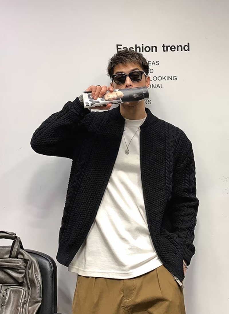 boy Boy Boy Boy Japanese Autumn Thick Men Korean Version Trendy Loose Knitwear Winter Ins Hong Kong Style Lazy Sweater Coat_voghion.com