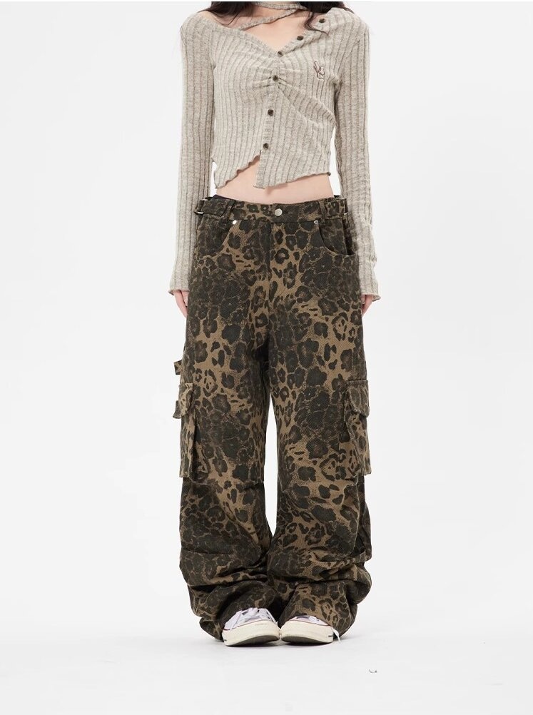 ChicShe Leopard Print Unisex Pocket Cargo Pants Jeans Street Style Wide Leg European And American Straight Loose Casual Retro_voghion.com