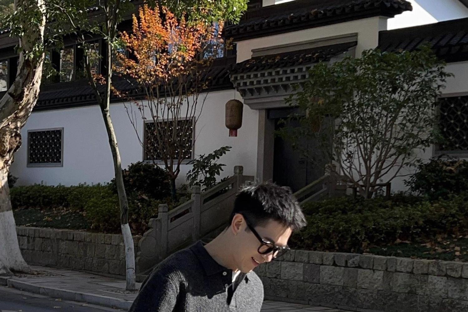 boy Boy Boy Boy Japanese Style Casual Light Lapel Sweater For Men, Autumn Lazy Polo Knitwear, Simple Versatile Loose Top_voghion.com