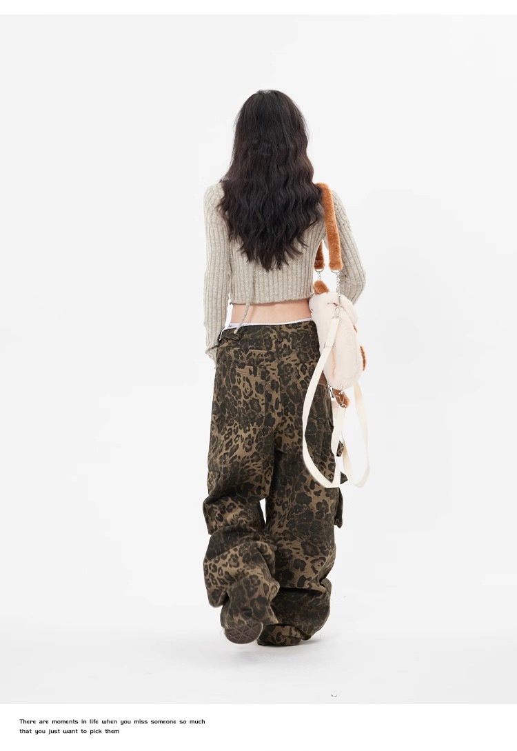 ChicShe Leopard Print Unisex Pocket Cargo Pants Jeans Street Style Wide Leg European And American Straight Loose Casual Retro_voghion.com