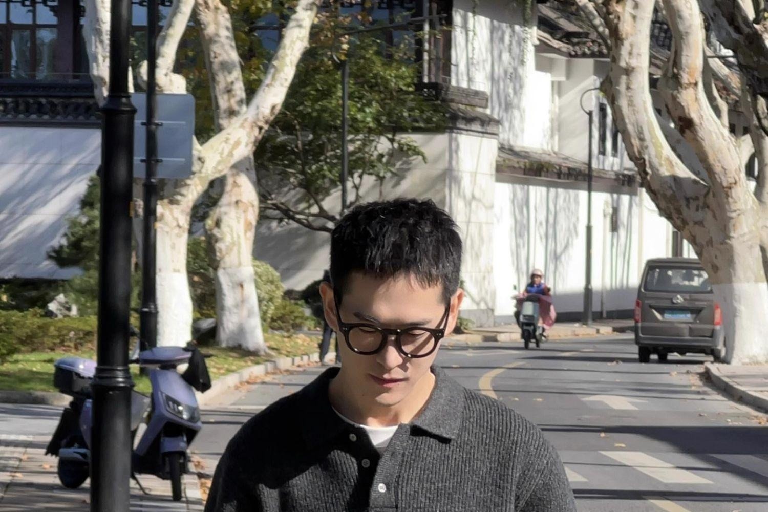 boy Boy Boy Boy Japanese Style Casual Light Lapel Sweater For Men, Autumn Lazy Polo Knitwear, Simple Versatile Loose Top_voghion.com