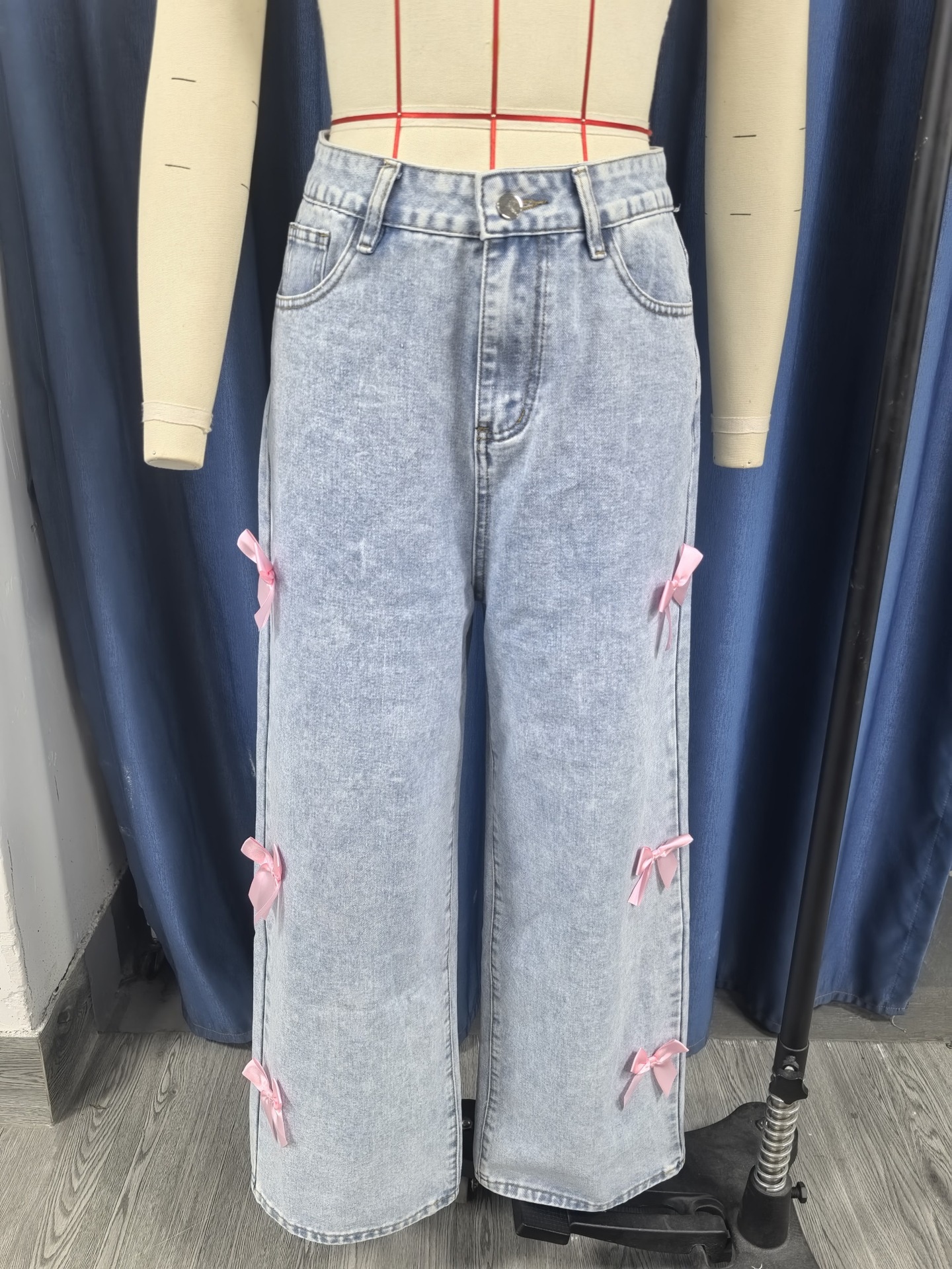 ChicShe Cross-Border Y2K Street Style Hot Girl Bow Washed Jeans Loose Straight Wide-Leg Pants JEANS_voghion.com