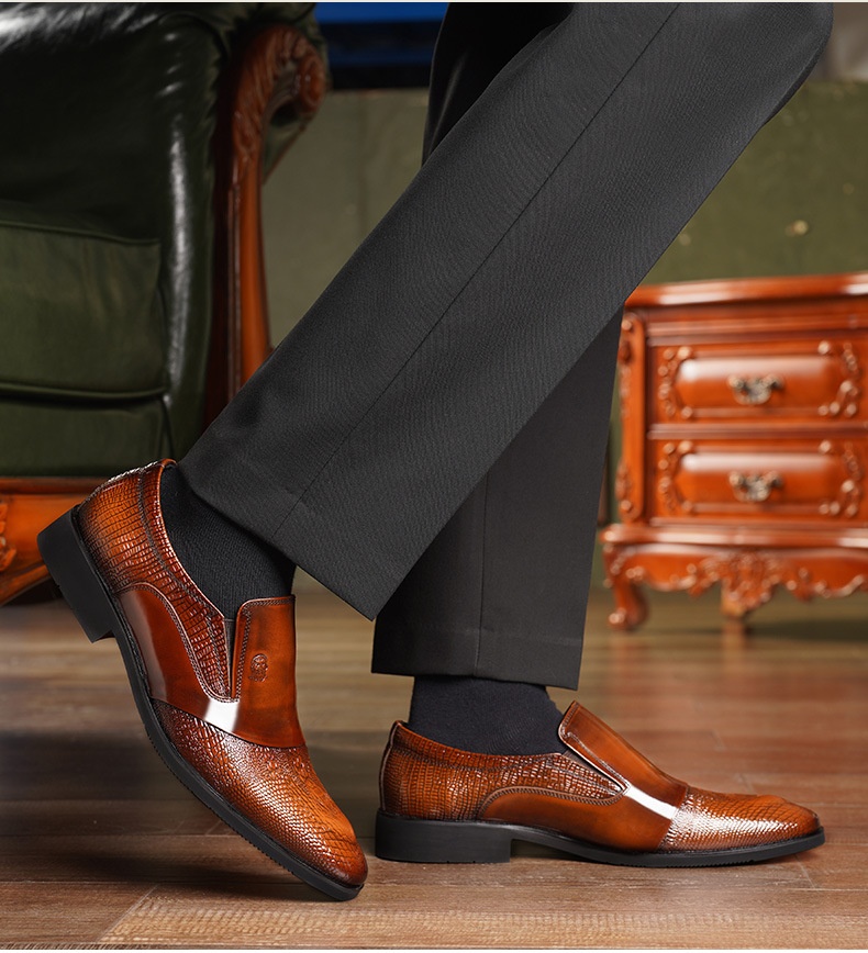 Voyage Elderly Crocodile Pattern Leather Large Size Trendy Korean Style Slim Fit Polished Casual Pointed Toe Men's Shoes 20252_voghion.com