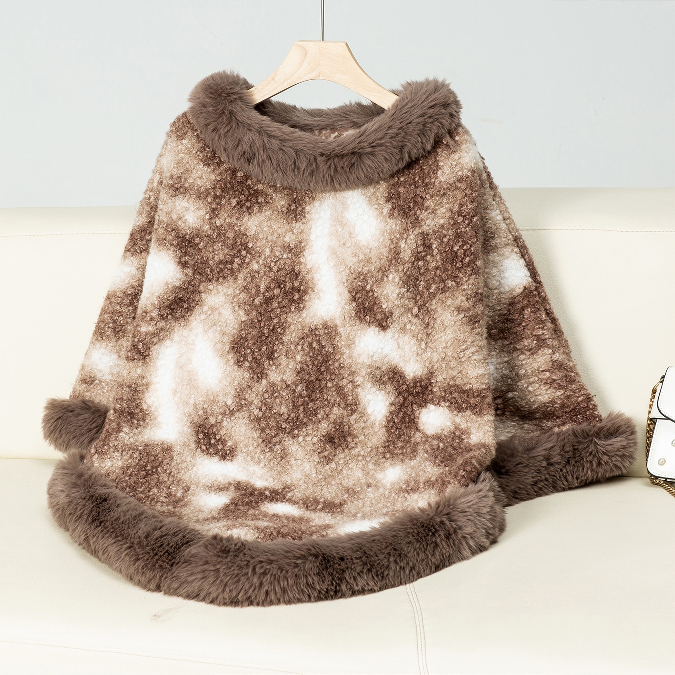 ChicShe ChicShe Fuzzy Rain European And American Cross-Border Fur Collar Pullover Color-Block Leopard Print Knitted Cape For Women_voghion.com