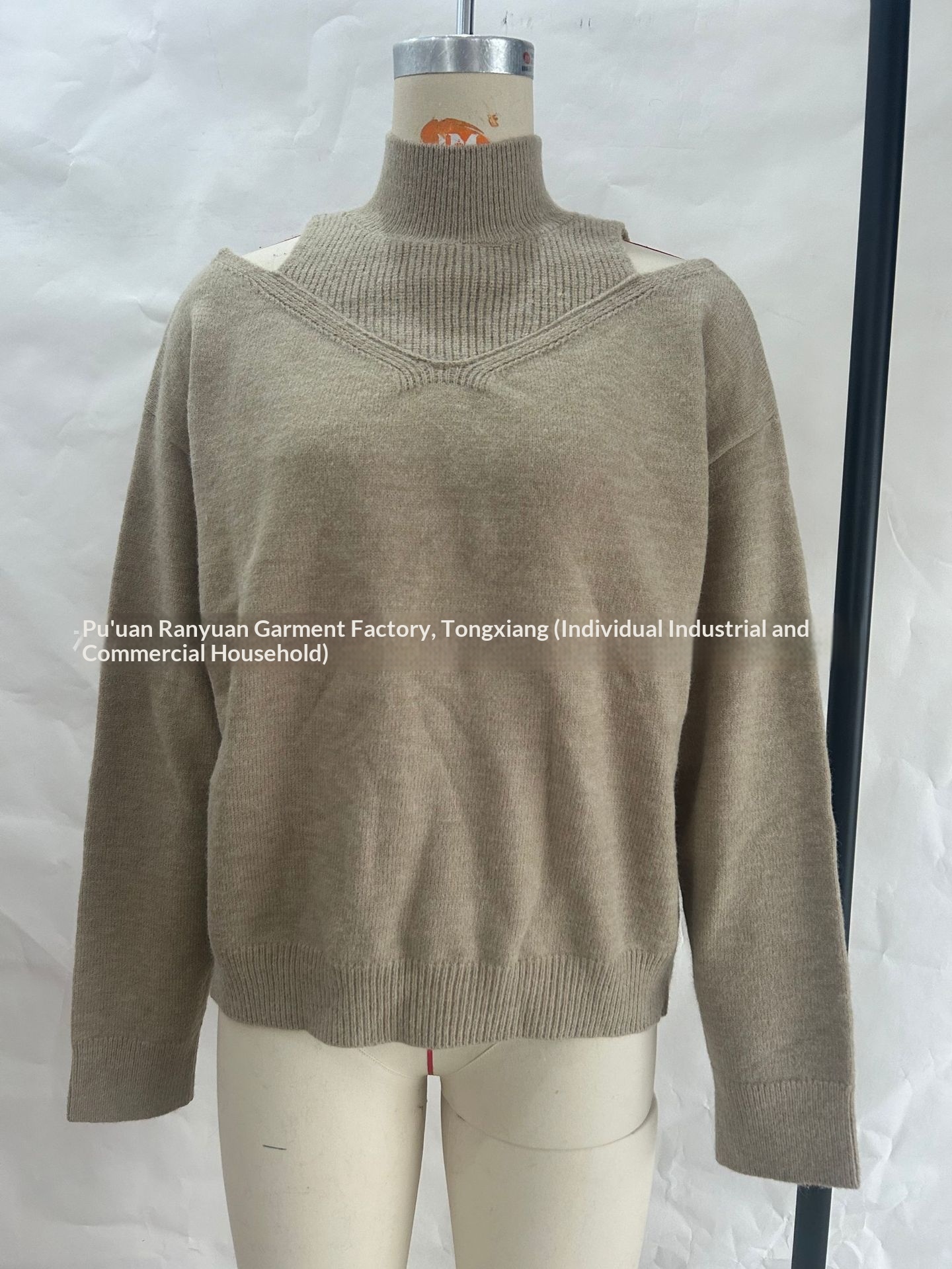 ChicShe ChicShe Autumn Winter Cross-Border European And American Women's Knitted Export Off-Shoulder Half Turtleneck Solid Color_voghion.com