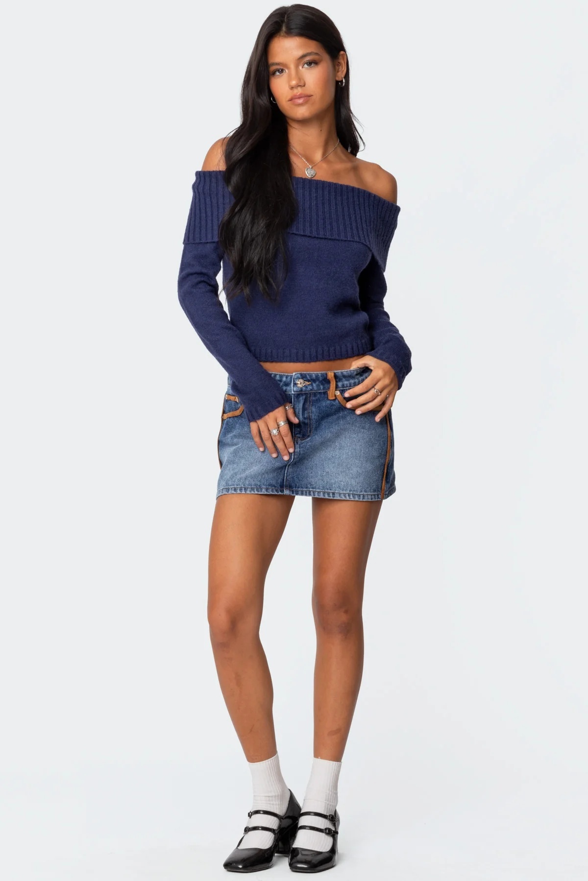 ChicShe ChicShe 2025 European And American Cross-Border Spring New Knitted Top Women's Solid Color Off-Shoulder Long Sleeve Pullover_voghion.com