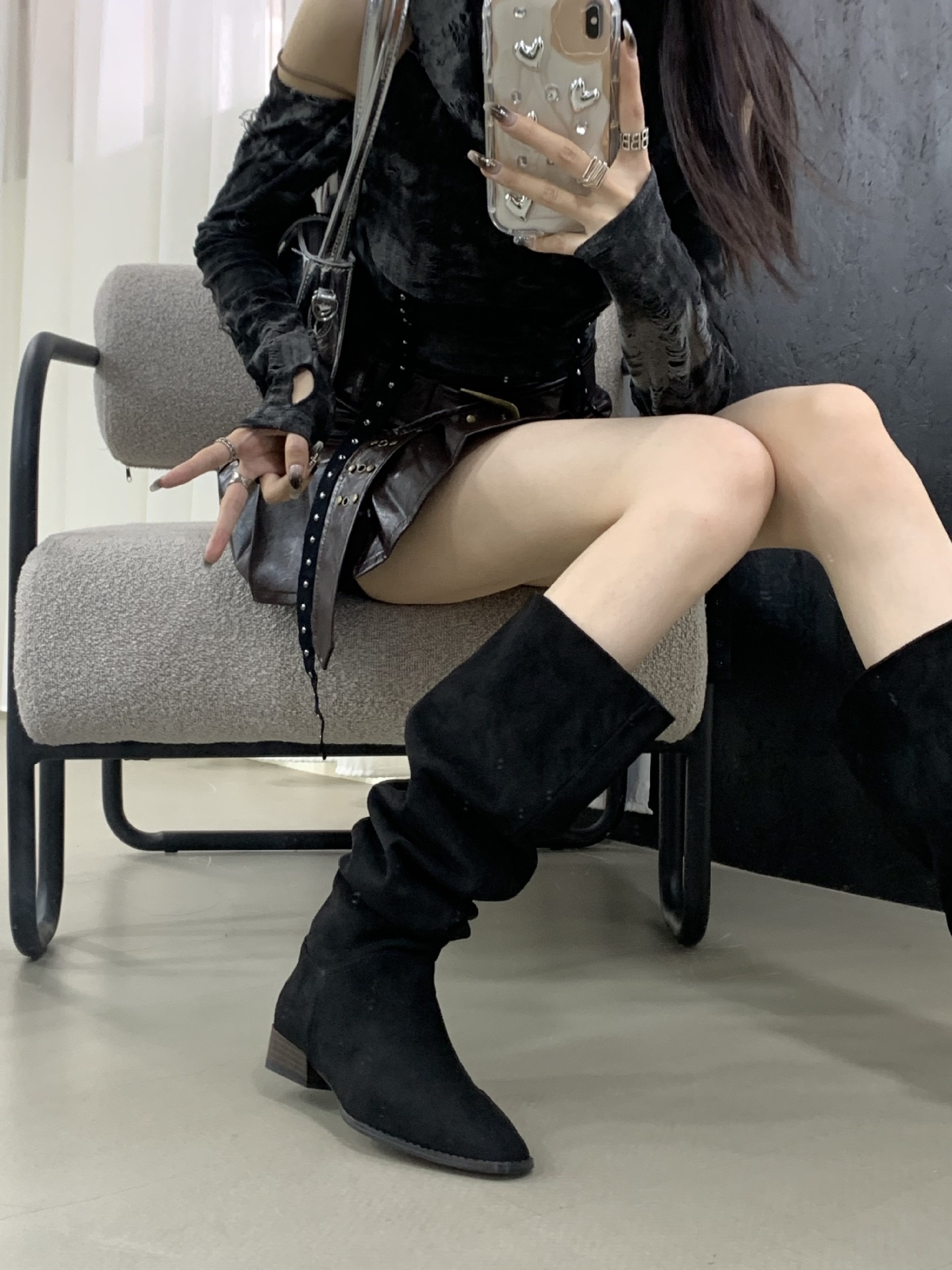 ShoeGlobe ShoeGlobe Tube For Women New Wide Thick Leg Long European And American Style Flat Bottom Slouch Straight Suede High Boots_voghion.com