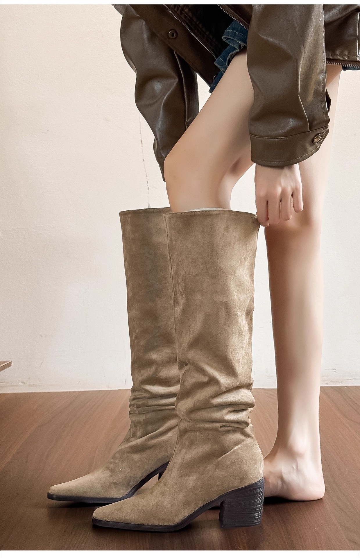 ShoeGlobe ShoeGlobe ShoeGlobe En stock ~ Bottes western rétro montantes, amincissantes, plissées, à large ouverture, talon épais, style automne_voghion.com