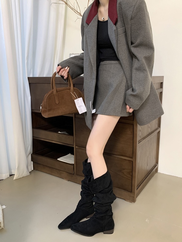 ShoeGlobe ShoeGlobe 2025 Autumn Winter French Retro Suede Low Over-the-Knee Long Thick Heel Pointed Toe Ruched High Tube Boots For Women_voghion.com