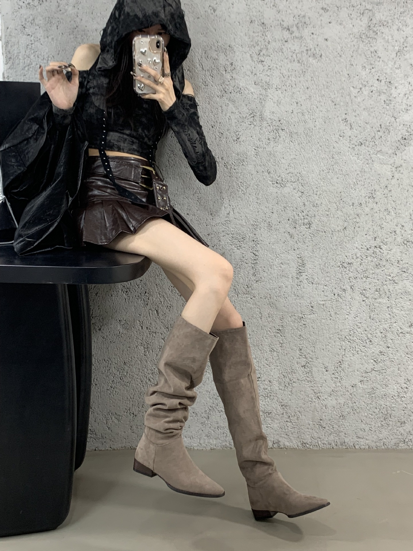 ShoeGlobe ShoeGlobe Tube For Women New Wide Thick Leg Long European And American Style Flat Bottom Slouch Straight Suede High Boots_voghion.com