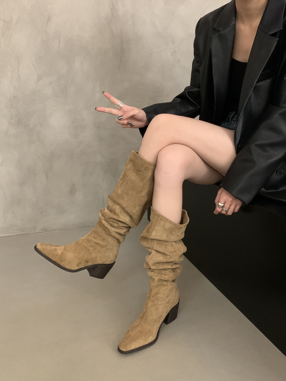ShoeGlobe ShoeGlobe Vintage High Heel Suede Western Mid-Calf For Women 2025 Autumn Winter New Fleece-Lined Pointed Toe Slouchy Long Riding_voghion.com