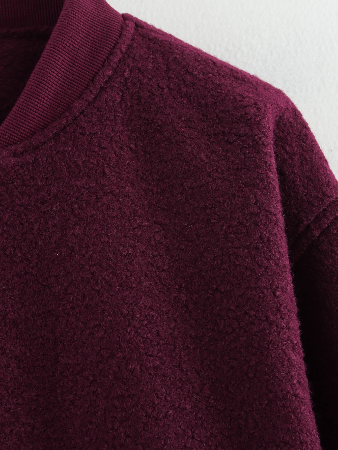 ChicShe Cross-Border Wholesale Autumn Winter New European American Style Women's Clothing Beaded Leather Short Bomber_voghion.com