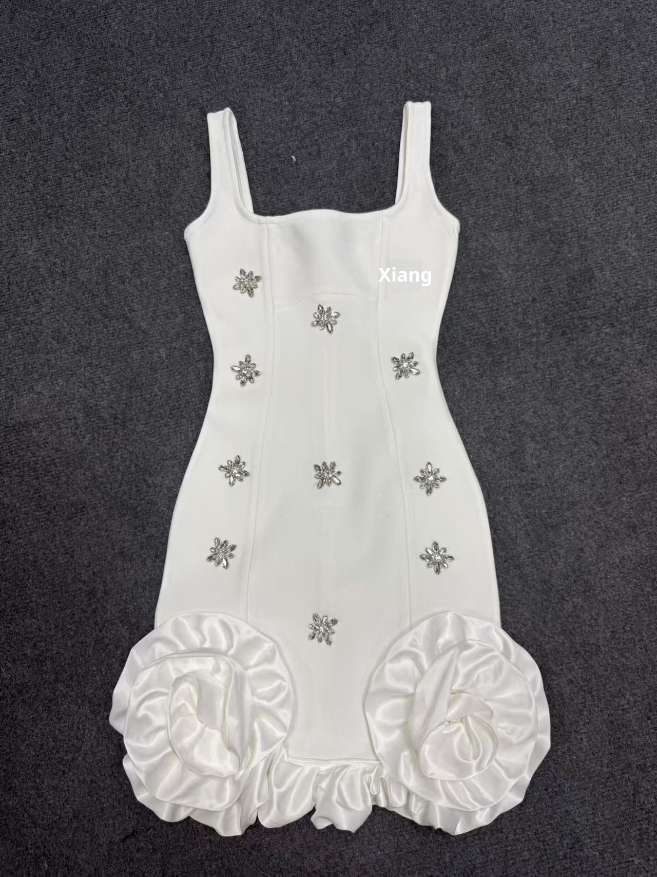 ChicShe ChicShe In Stock Hot-Selling European And American Style Spaghetti Strap Rhinestone Bodycon Evening Sexy Slim Fit Niche Design_voghion.com