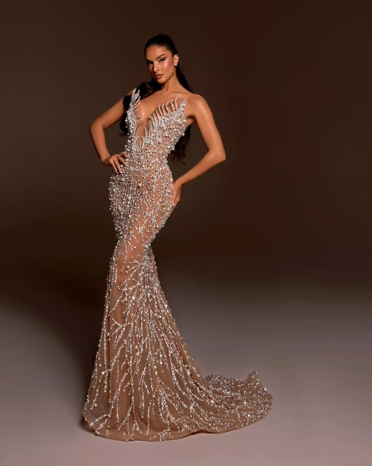 ChicShe ChicShe European And American New Strapless Deep V Neck Heavy Beading Sequin Waist-Cinching Bodycon Gold High-End Annual_voghion.com