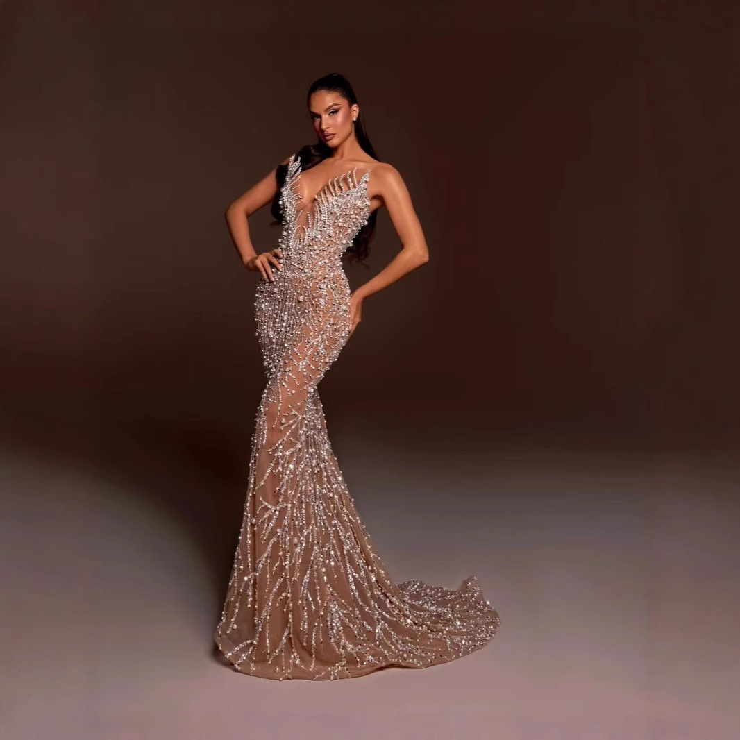 ChicShe ChicShe European And American New Strapless Deep V Neck Heavy Beading Sequin Waist-Cinching Bodycon Gold High-End Annual_voghion.com