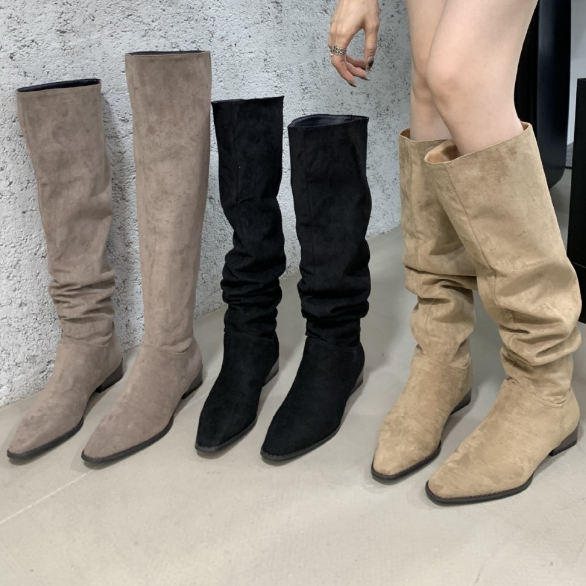 ShoeGlobe ShoeGlobe Tube For Women New Wide Thick Leg Long European And American Style Flat Bottom Slouch Straight Suede High Boots_voghion.com
