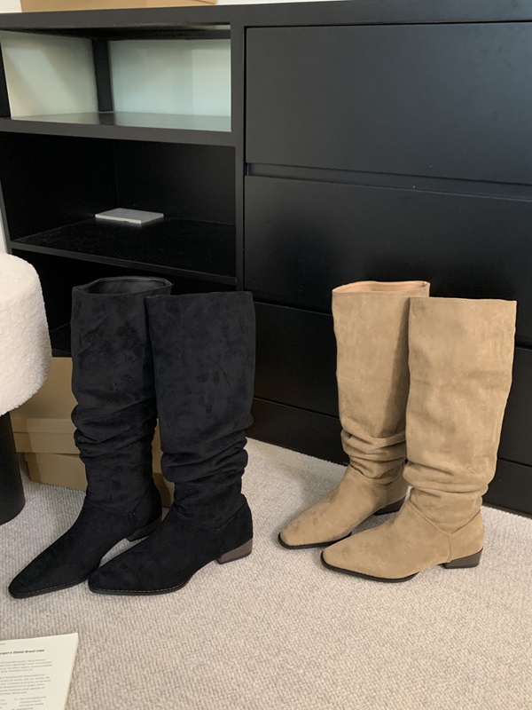 ShoeGlobe ShoeGlobe 2025 Autumn Winter French Retro Suede Low Over-the-Knee Long Thick Heel Pointed Toe Ruched High Tube Boots For Women_voghion.com