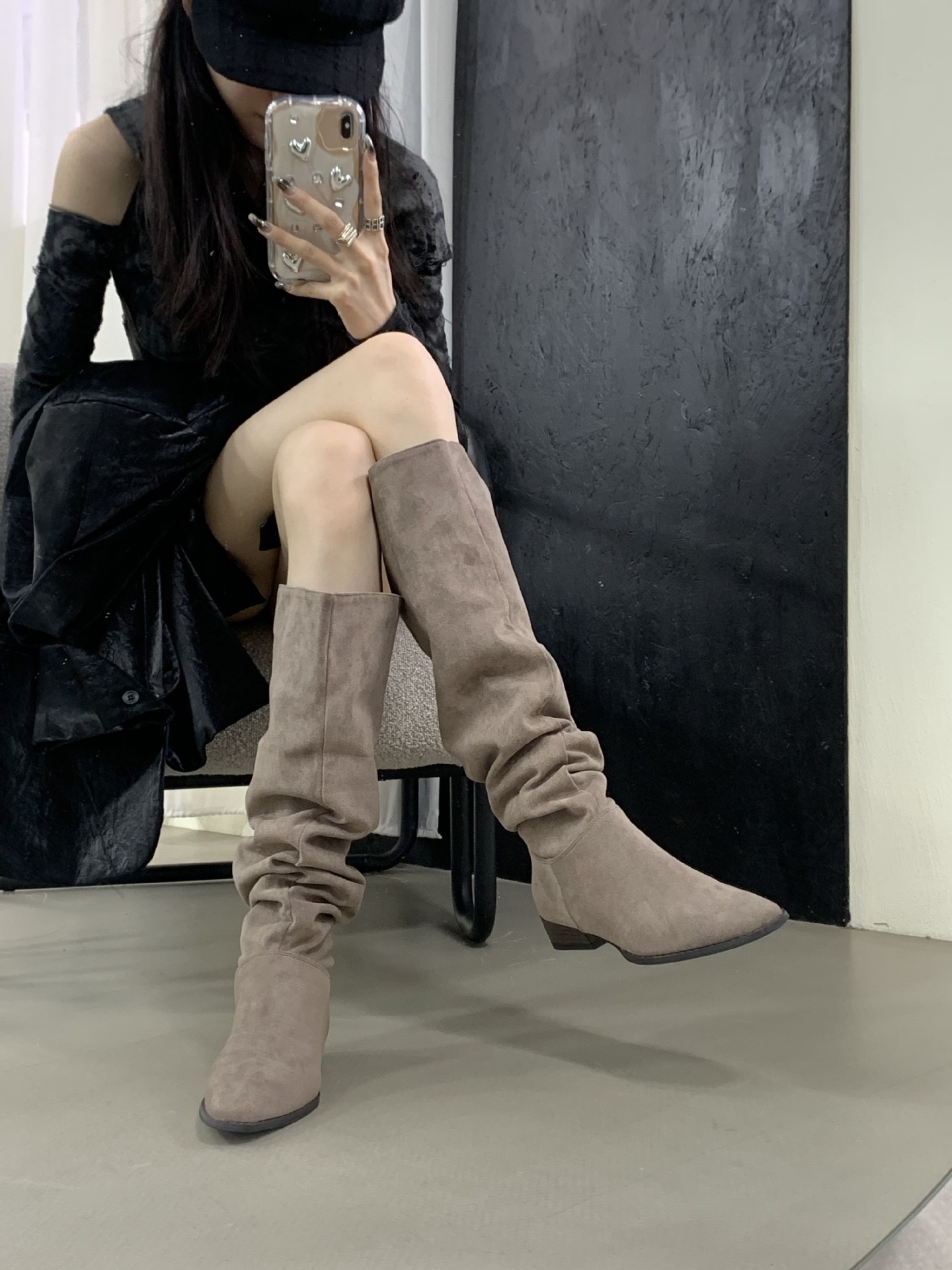 ShoeGlobe ShoeGlobe Tube For Women New Wide Thick Leg Long European And American Style Flat Bottom Slouch Straight Suede High Boots_voghion.com