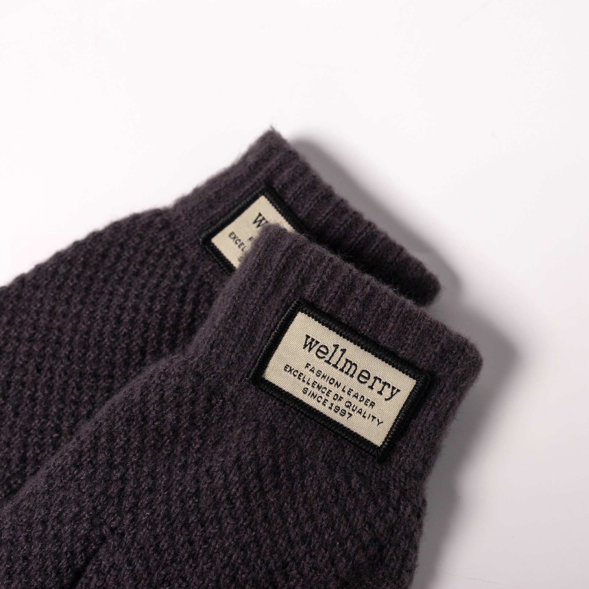 boy Boy Boy Winter Thickened Cold-Proof Cycling Touchscreen Knitted Men And Women Fingered Warm Gloves_voghion.com