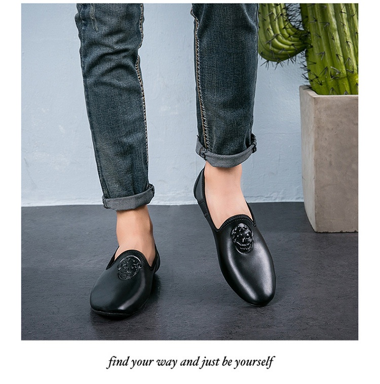 WalkPrime WalkPrime European Station Autumn Hairstylist Small Leather Skull Trendy New Men's Single Loafers Lazy Shoes Youth_voghion.com
