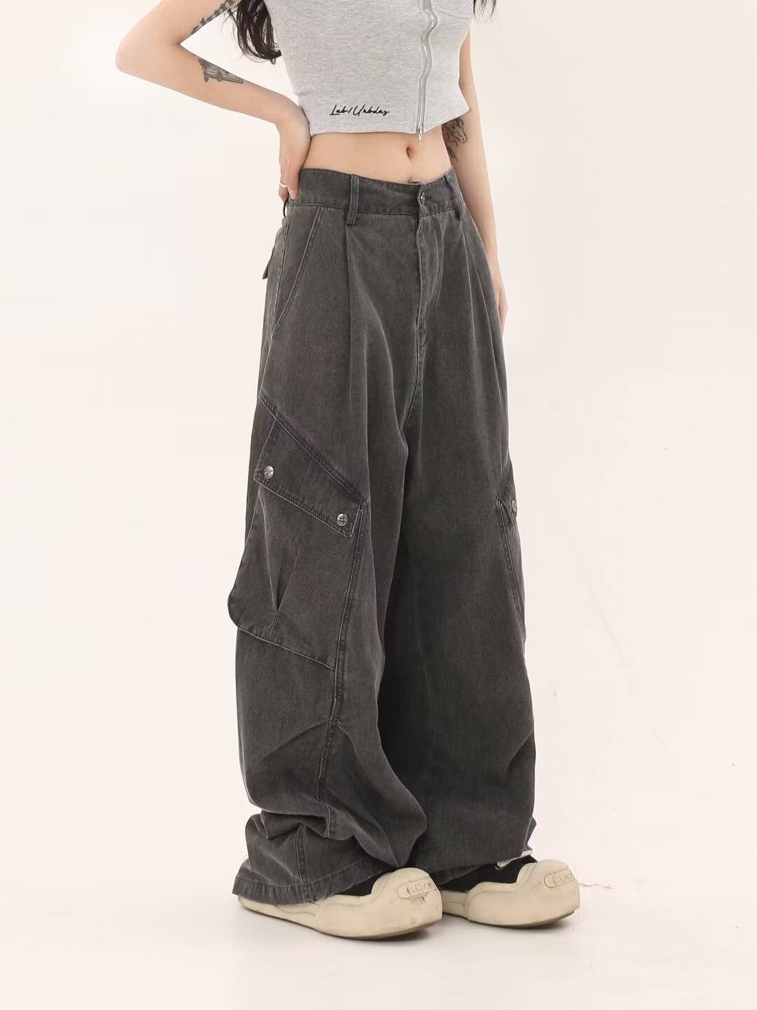 Jeans cargo a gamba dritta con design di nicchia transfrontaliero per uomo, stile High Street, larghi, con tasche grandi, europei e_voghion.com