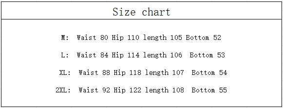 Europäische und amerikanisch inspirierte Retro-Jeans mit Buchstabenmuster, gewaschen, locker geschnitten – ein trendiger Streetwear-Look für Herren._voghion.com