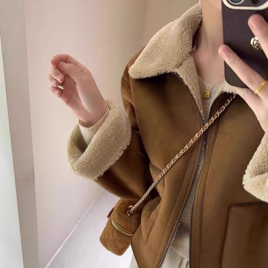 boy Sheepskin Thickened Lamb Wool Coat For Women Winter Design American Retro Warm Short Turn-down Collar Motorcycle Jacket_voghion.com