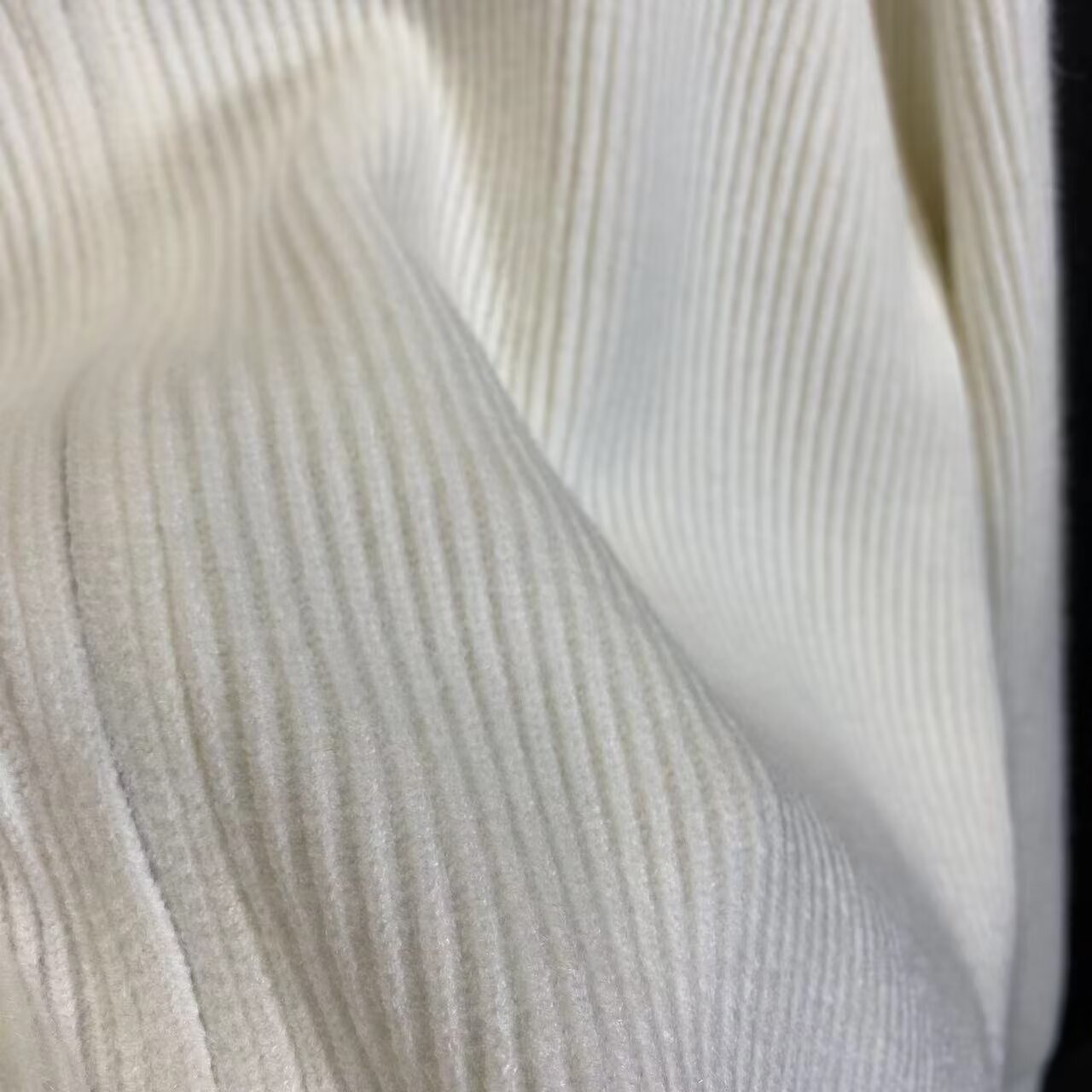 Junge Junge Junge Junge Herbst 2024 Neue Strickjacke im amerikanischen Retro-Stil, lässiger Lazy Style, V-Ausschnitt, Strickpullover für Herren, einfarbig_voghion.com