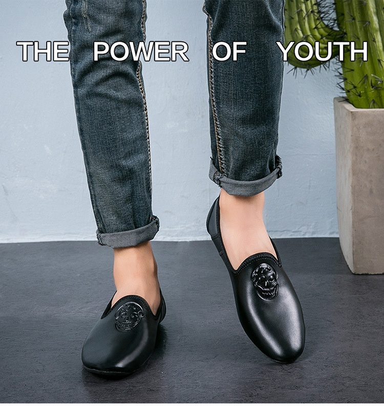 WalkPrime WalkPrime European Station Autumn Hairstylist Small Leather Skull Trendy New Men's Single Loafers Lazy Shoes Youth_voghion.com