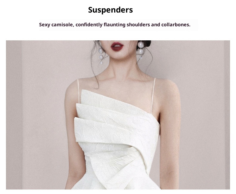 ChicShe ChicShe Robe courte blanche élégante et gracieuse à fines bretelles, style français, avec une coupe cintrée et un design raffiné. Robe jacquard._voghion.com