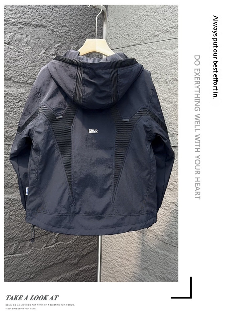 boy Boy 2025 Spring New Mesh Men's Outdoor Workwear Hooded Windproof Loose Fit Softshell Jacket Men_voghion.com