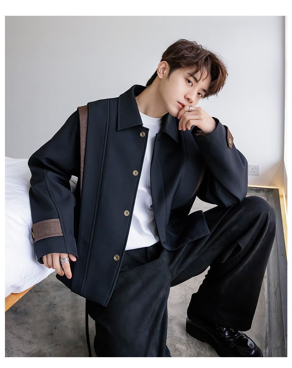 Jungen-Herbstjacke im Patchwork-Design mit Umlegekragen – Trendiges und vielseitiges Herrenoberteil (2025)_voghion.com