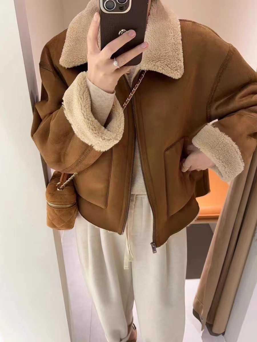 boy Sheepskin Thickened Lamb Wool Coat For Women Winter Design American Retro Warm Short Turn-down Collar Motorcycle Jacket_voghion.com
