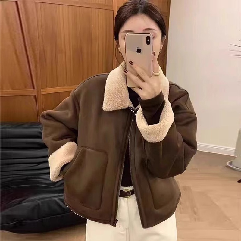 boy Sheepskin Thickened Lamb Wool Coat For Women Winter Design American Retro Warm Short Turn-down Collar Motorcycle Jacket_voghion.com