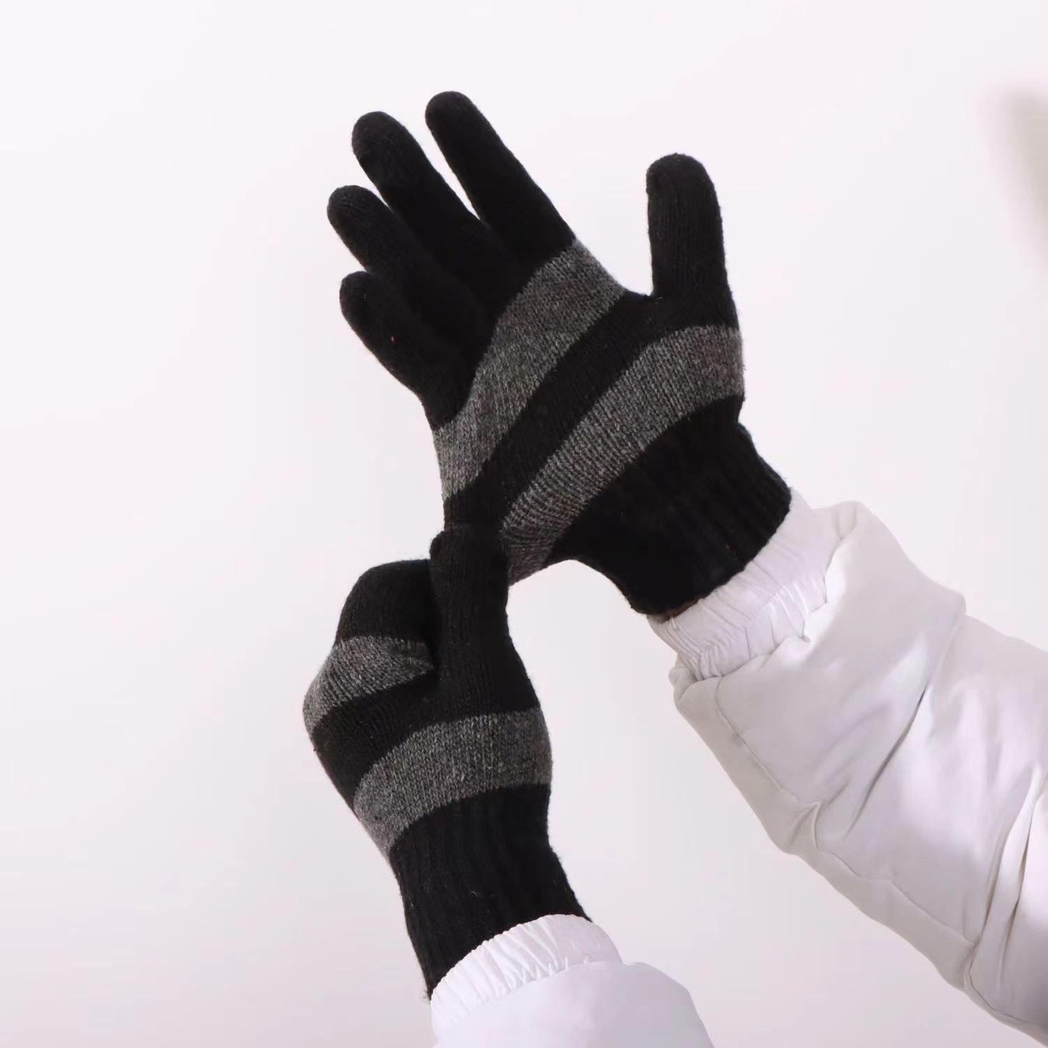 boy Boy Boy Autumn Winter Men's And Women's Knitted Warm Outdoor Cycling Fingered Driving Korean Style Fleece-Lined Gloves_voghion.com