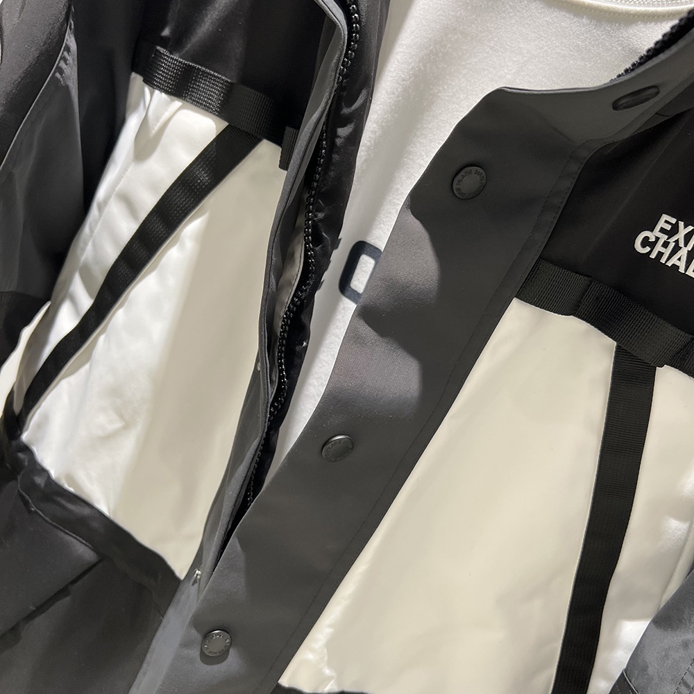 Herren Winter 2024, dick gefütterte Daunenjacke mit Kapuze, schwarz-weiß, trendig, im Großhandel erhältlich_voghion.com