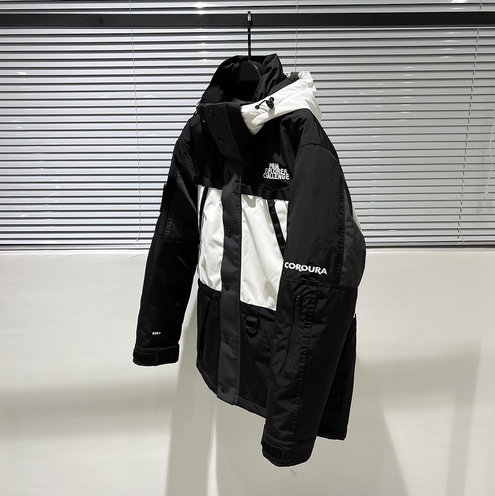 Herren Winter 2024, dick gefütterte Daunenjacke mit Kapuze, schwarz-weiß, trendig, im Großhandel erhältlich_voghion.com