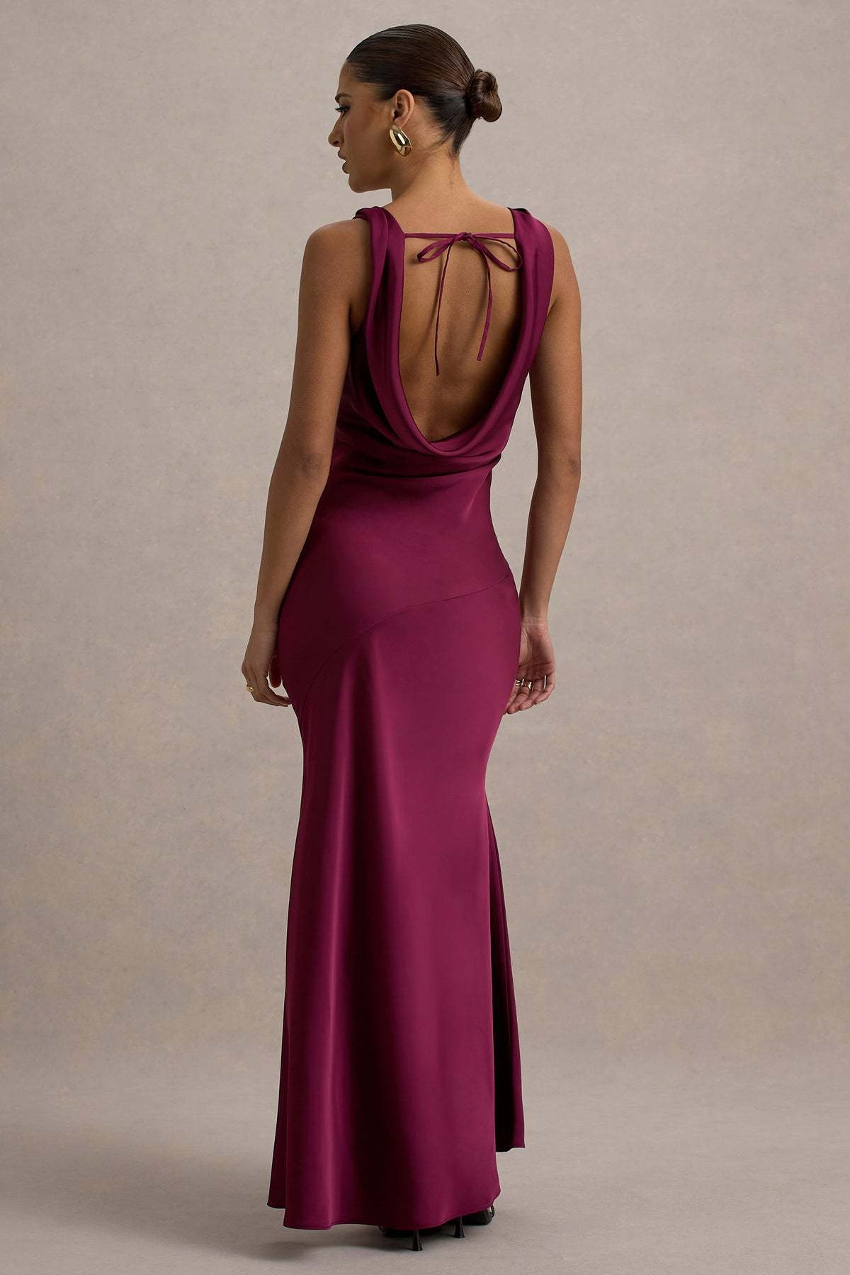 ChicShe ChicShe 2025 European And American Cross-Border New Elegant High-End Satin Slim Fit Bodycon Mermaid Backless Sexy Dress Gown_voghion.com